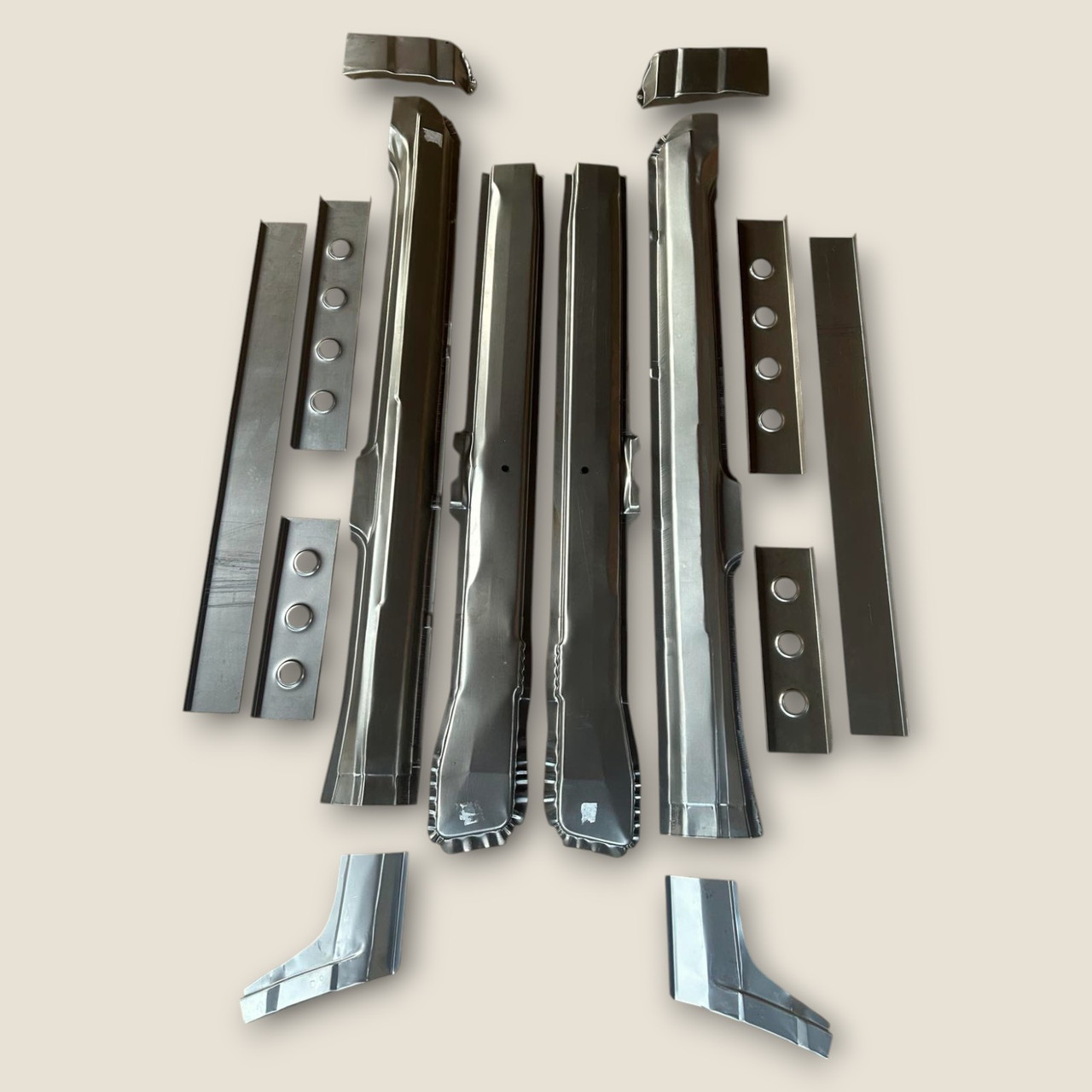 Поріг зовнішний ВАЗ 2110,2111,2112 комплект 14 деталів вир-во Україна, фото 1