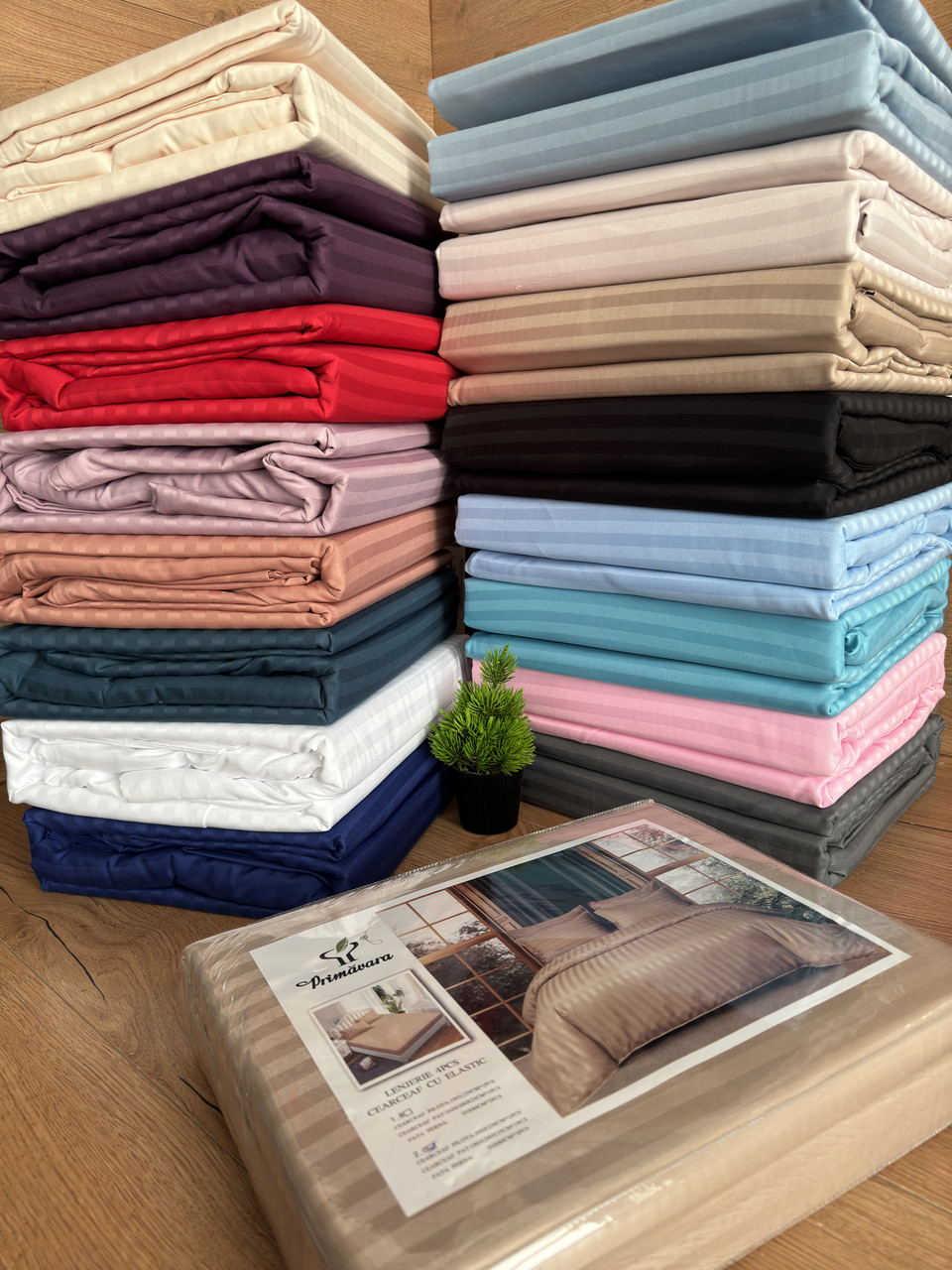 Постільна білизна євро Страйп Сатин з простирадлом на гумці, фото 1