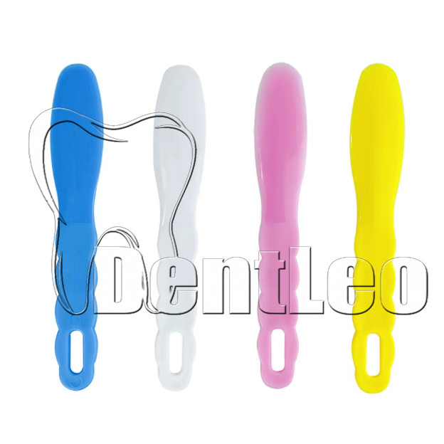 ШПАТЕЛЬ ДЛЯ ГІПСУ ПЛАСТИКОВИЙ