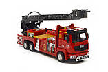 Модель пожежної машини з металевою кабіною інерція звуки світло розсувна драбина помпа 16041, фото 6