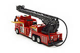 Модель пожежної машини з металевою кабіною інерція звуки світло розсувна драбина помпа 16041, фото 3