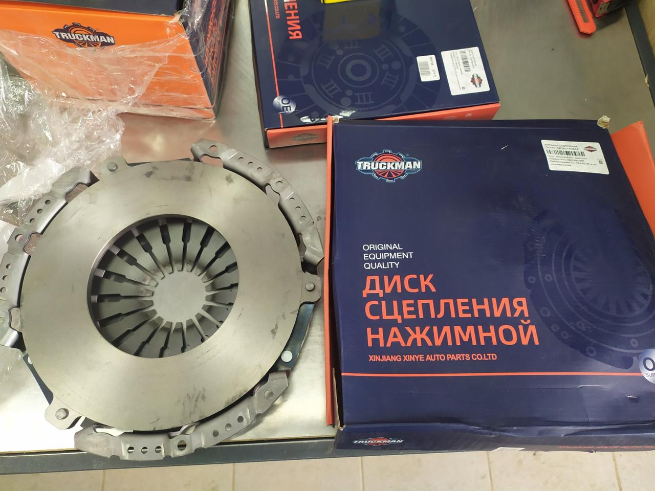 Кошик зчеплення (диск зчеплення нажимной) ГАЗ 53,511,513 (пелюсткова) (виробництво Truckman)