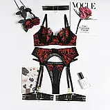 Чорний жіночий комплект білизни з квітковою вишивкою, пояс з гартерами, фото 2