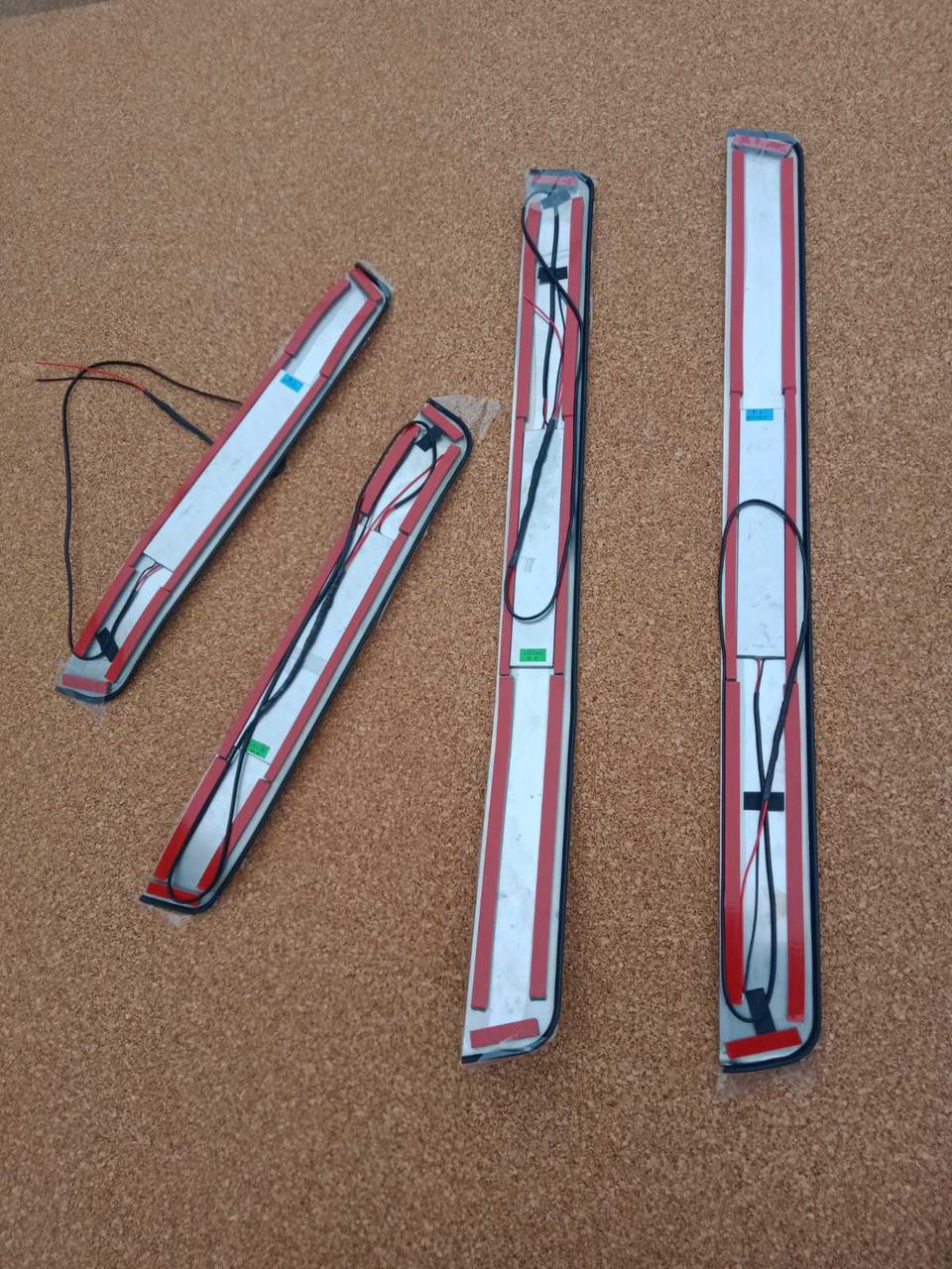 Накладки порогов с LED підсвіткою комплект 4 штуки (хром) BYD S6, Бид С6, Бід С6