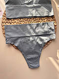 Стильний трикотажний комплект жіночої білизни з топа і трусиків стрінгів, фото 4