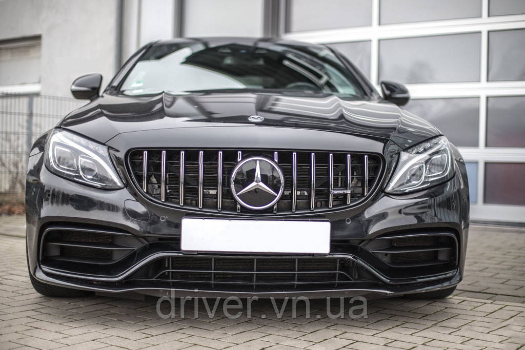 Передняя решетка GT (для оригинального C63) 2018-2025, с камерой для Mercedes C-сlass W205