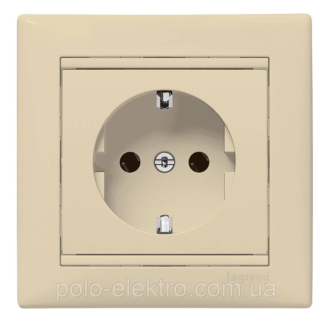 Розетка Valena 2к+3 кришка нім.станд сл/к Legrand