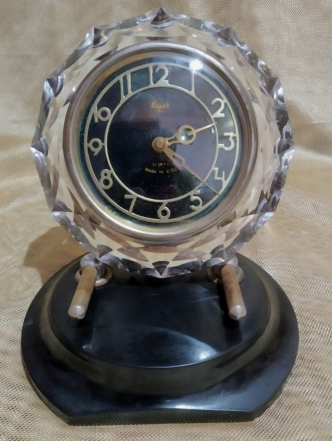 Настiльний годинник  "Majak" USSR