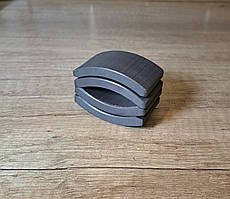 Магніт напівмісяць комплект 4шт 55мм/30мм 7кг