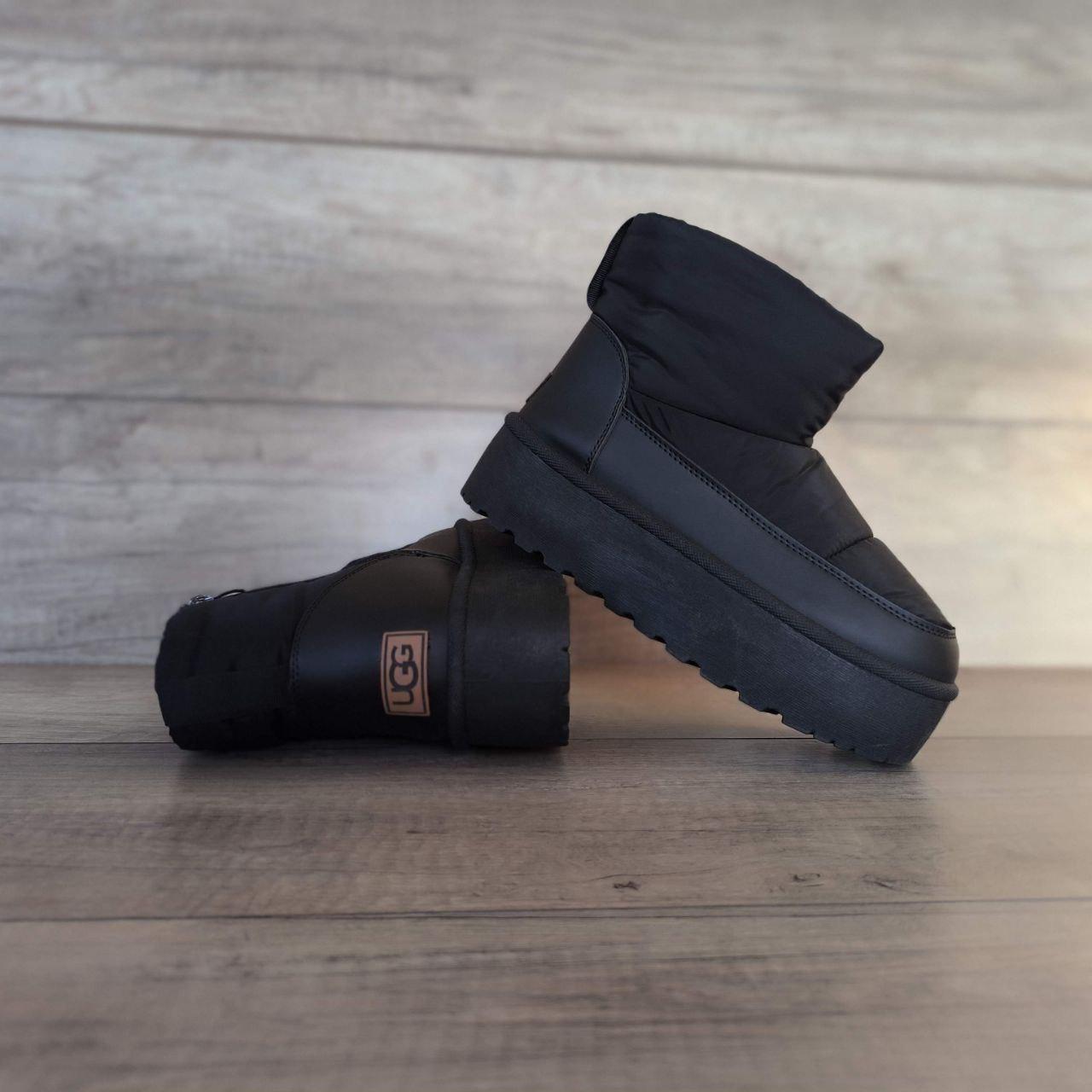 Полуботинки дутики UGG угги ЧЕРНЫЕ со змейкой на высокой платформе непромокаемые женские зимние полусапожки
