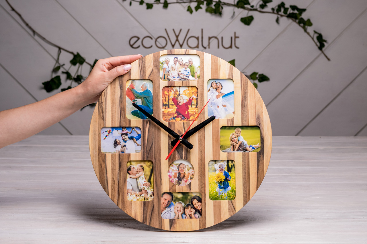 Дерев'яний настінний годинник з фотографіями з іменним гравіюванням