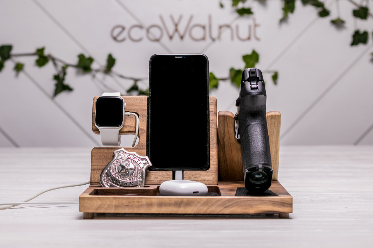 Док станція для телефона iPhone годинника Підставка з дерева для пістолета зброї