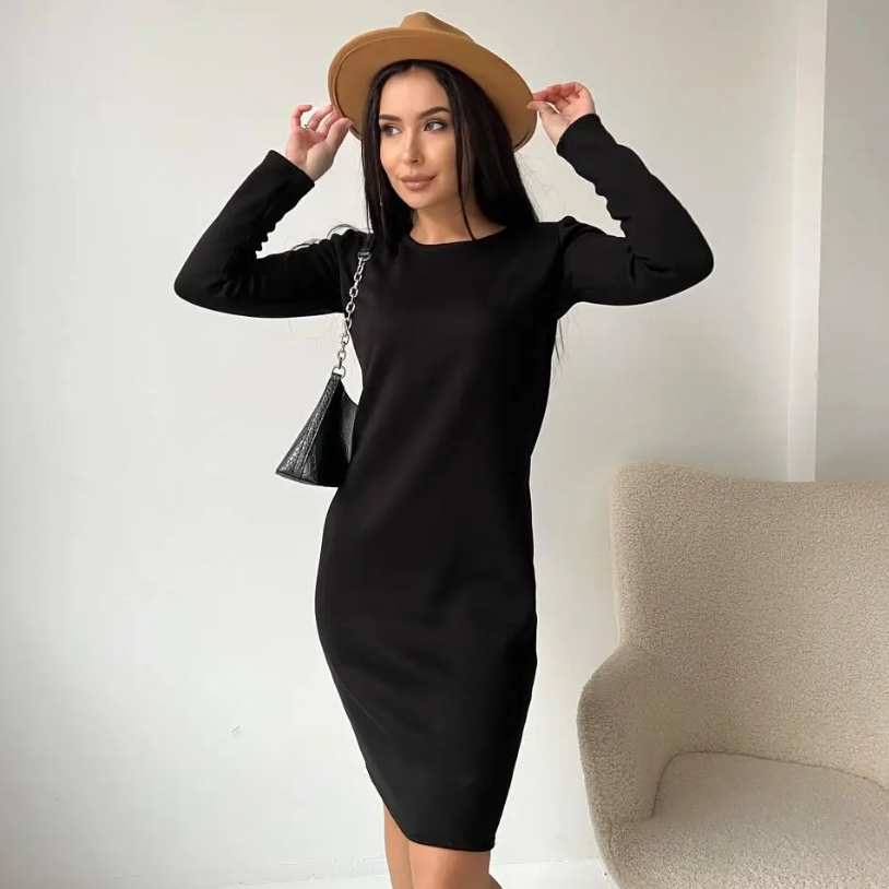 Стильне тепле плаття жіноче тринитка на хутрі з довгим рукавом сукня до колін на зиму чорна базова, фото 1