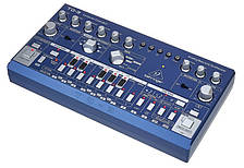 Аналоговий синтезатор Behringer TD-3-BU