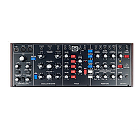 Аналоговий синтезатор Behringer Model D
