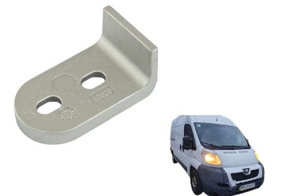 Фіксатор задніх дверей нижній Peugeot Boxer 3 2006-2014 (1346549080)