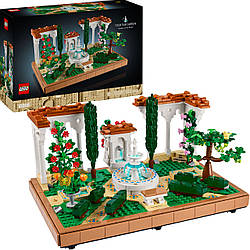 Конструктор Лего іконс Сад із фонтаном LEGO Icons 10359