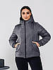 Жіноча коротка весняна куртка стьобана з капюшоном, на змійці, батал великі розміри, фото 3
