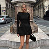 Чорна жіноча приталена ошатна коротка сукня з костюмки з корсетною шнурівкою на спині, фото 4