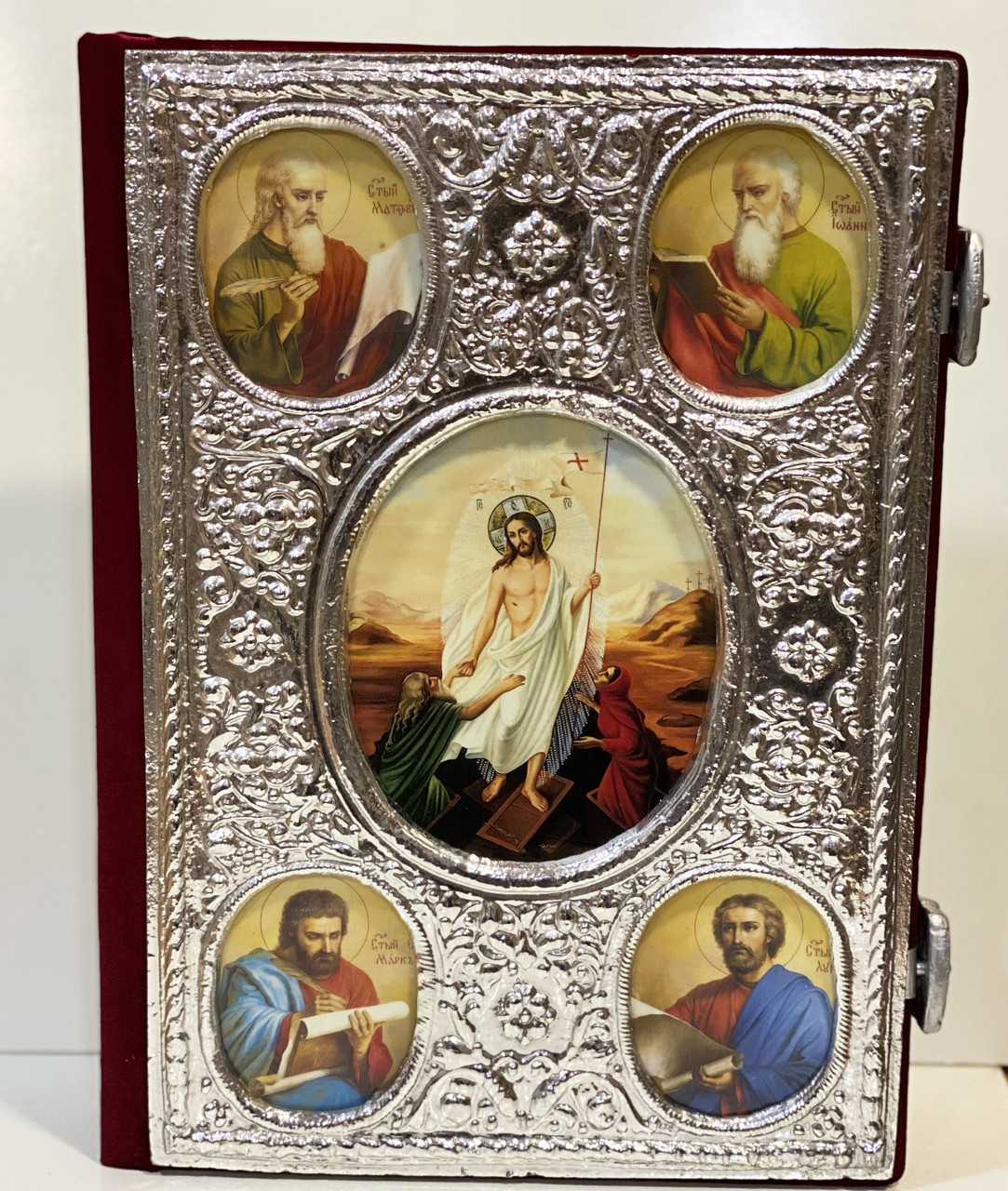 Євангеліє словянська мова, розмір 36×27×7 см товщини