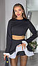 Базовий жіночий чорно-білий костюм-двійка з костюмки: коротка спідниця-шорти та укорочений топ, фото 4