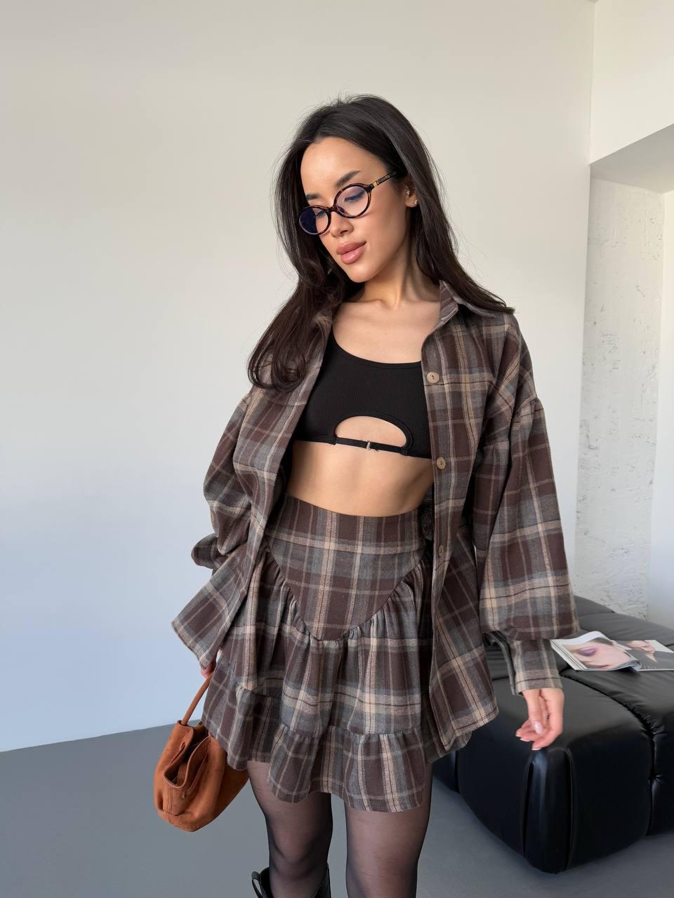 Ультрамодний жіночий костюм-двійка тіар люкс у клітинку: Міні Спідниця на високу посадку та Сорочка на гудзиках, фото 1