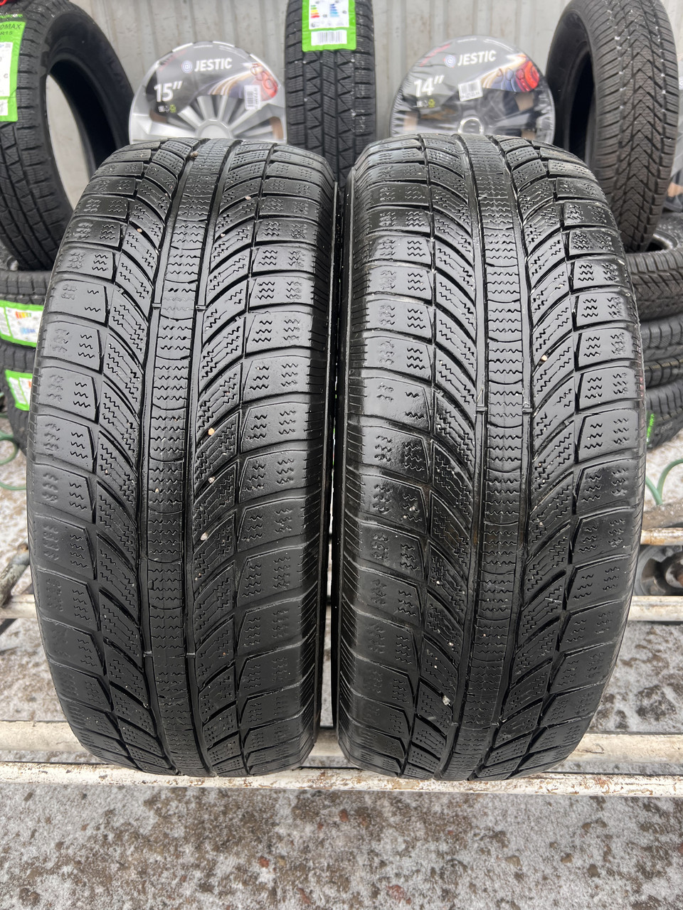Шини 205 60 16 92H Champiro winter GTradial