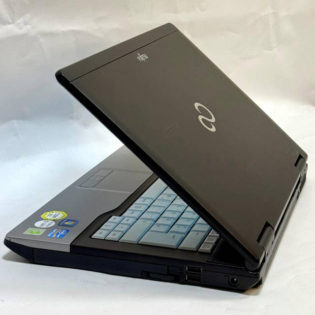 LIFEBOOK Core i5 8250U 8GB SSD【 美品】 富士通 LIFEBOOK S938/S (Core i5-8350U 1.7Ghz/8GB/SSD 128GB