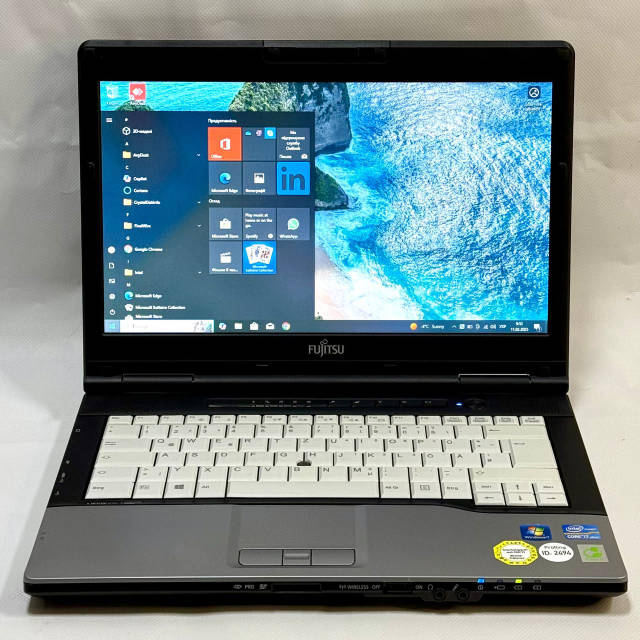 LIFEBOOK Core i5 8250U 8GB SSD【 美品】 富士通 LIFEBOOK S938/S (Core i5-8350U 1.7Ghz/8GB/SSD 128GB