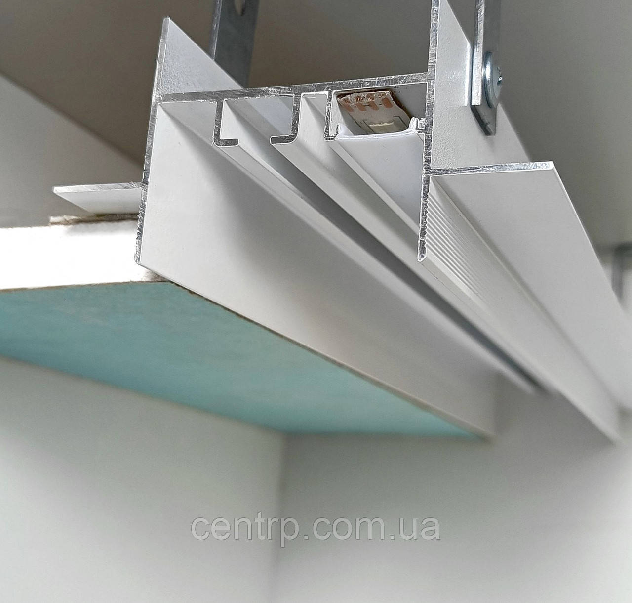 Вбудований карниз для гіпсокартону однорядний PRESTIGE LUX LED однорядний білий 3,0 м