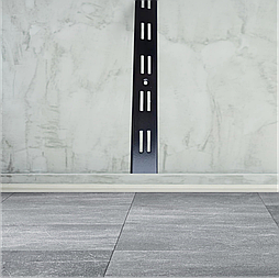 Рейка перфорована настінна чорного кольору