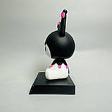 Фігурка в авто Куромі. Фішурка Куромі на приладову панель, фото 10