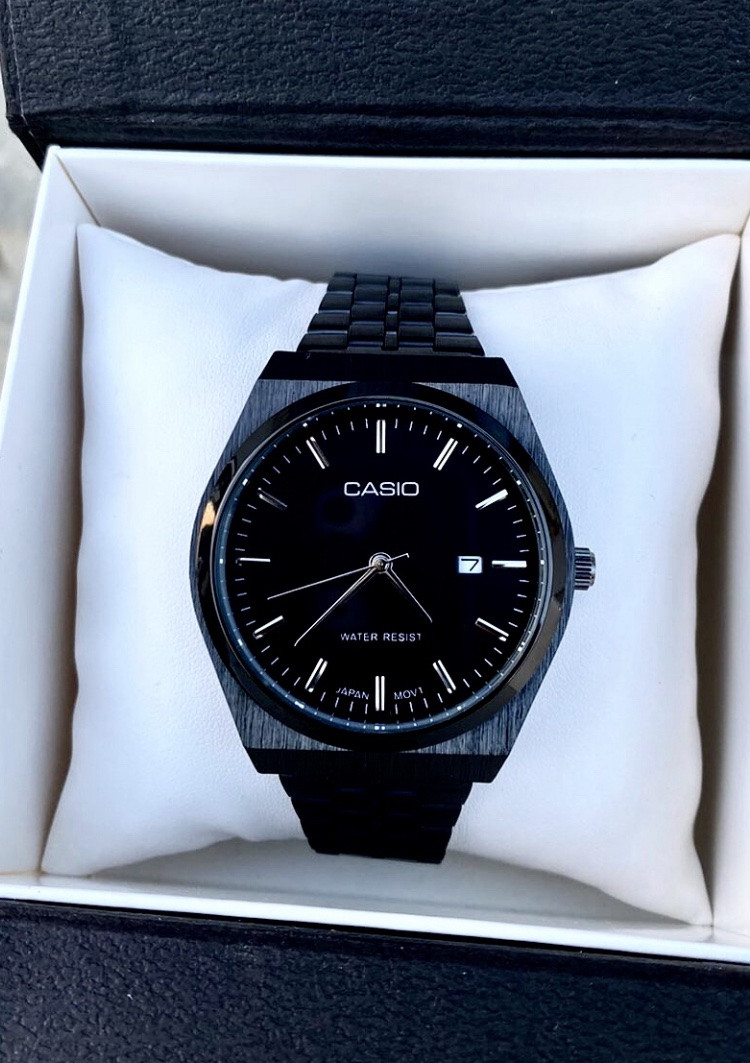 Супермодні чоловічі кварцові годинники Casio в чорному кольорі