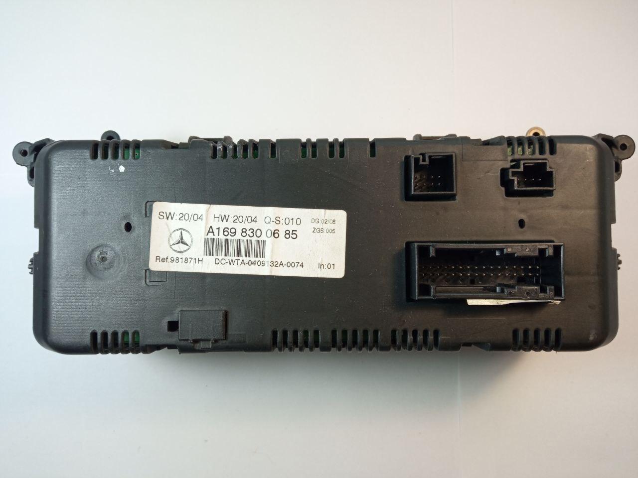 Блок керування клімат-контролем Mercedes-benz A169 830 06 85/W 169 AKL