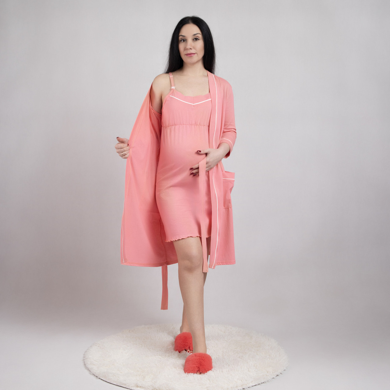 Комплект для вагітних і мам-годувальниць з кантом літній нічна та халат однотонний персиковий р.44-60