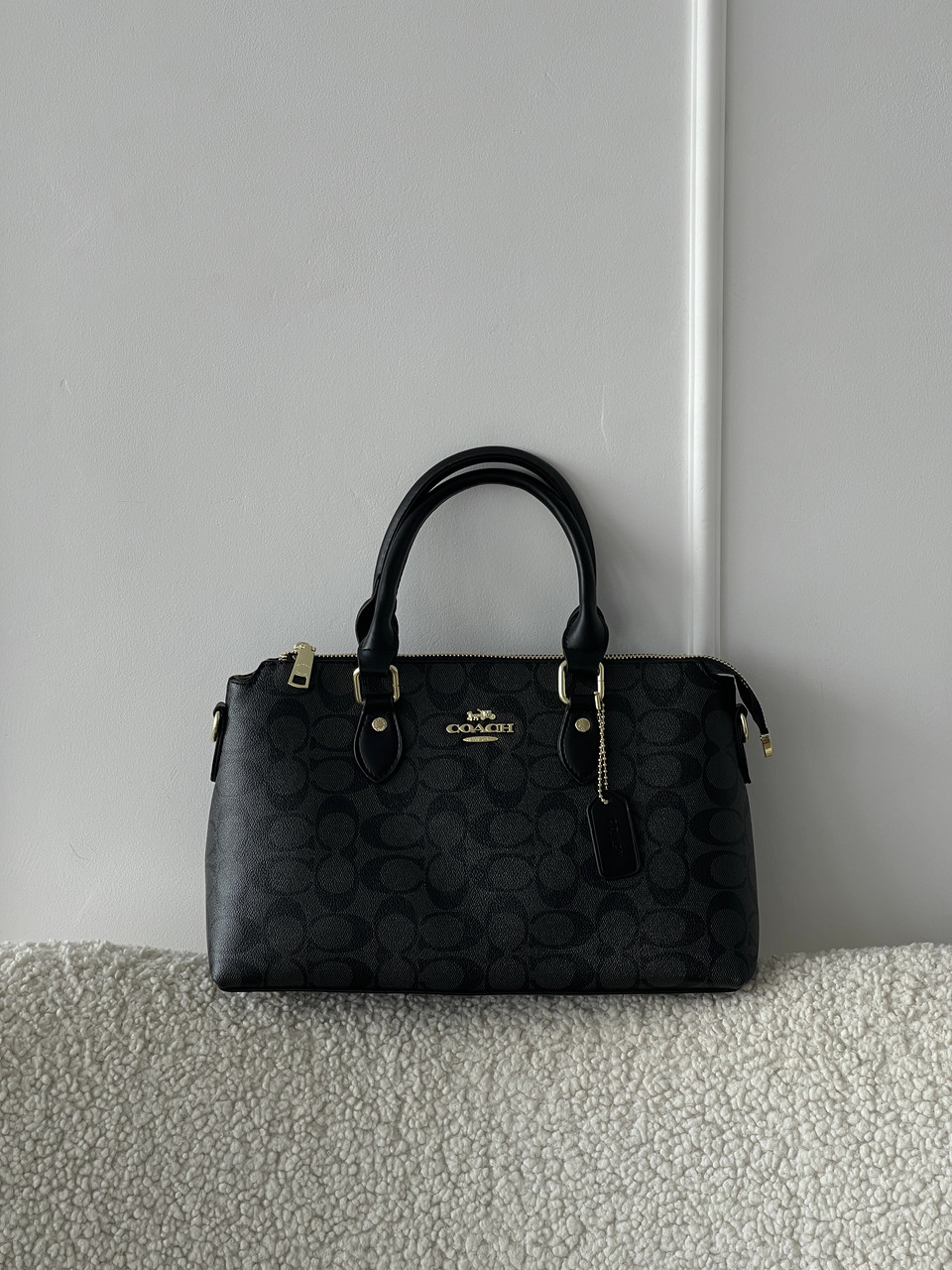 Жіноча сумка Coach Georgia Satchel Bag через плече чорний Коуч, фото 1