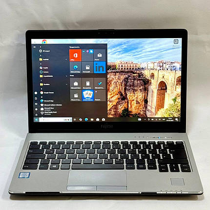 Б/в Ультрабук Fujitsu LifeBook S936 13.3" 1920x1080| Core i5-6300U| 8 GB RAM| 256 GB SSD| HD 520, фото 1
