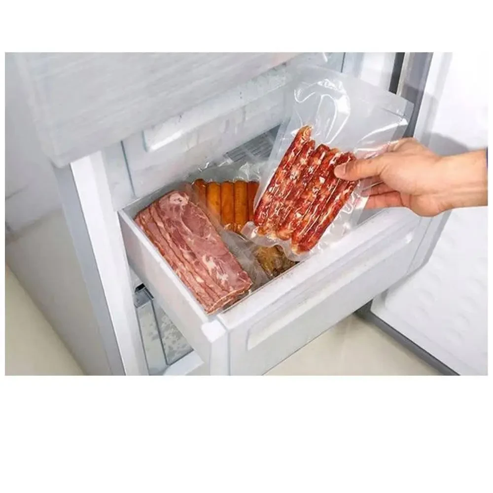 Плівка для пакування продуктів Bass Polska BH-10628 25х600 см з вакуумним захистом та безпечним пакуванням