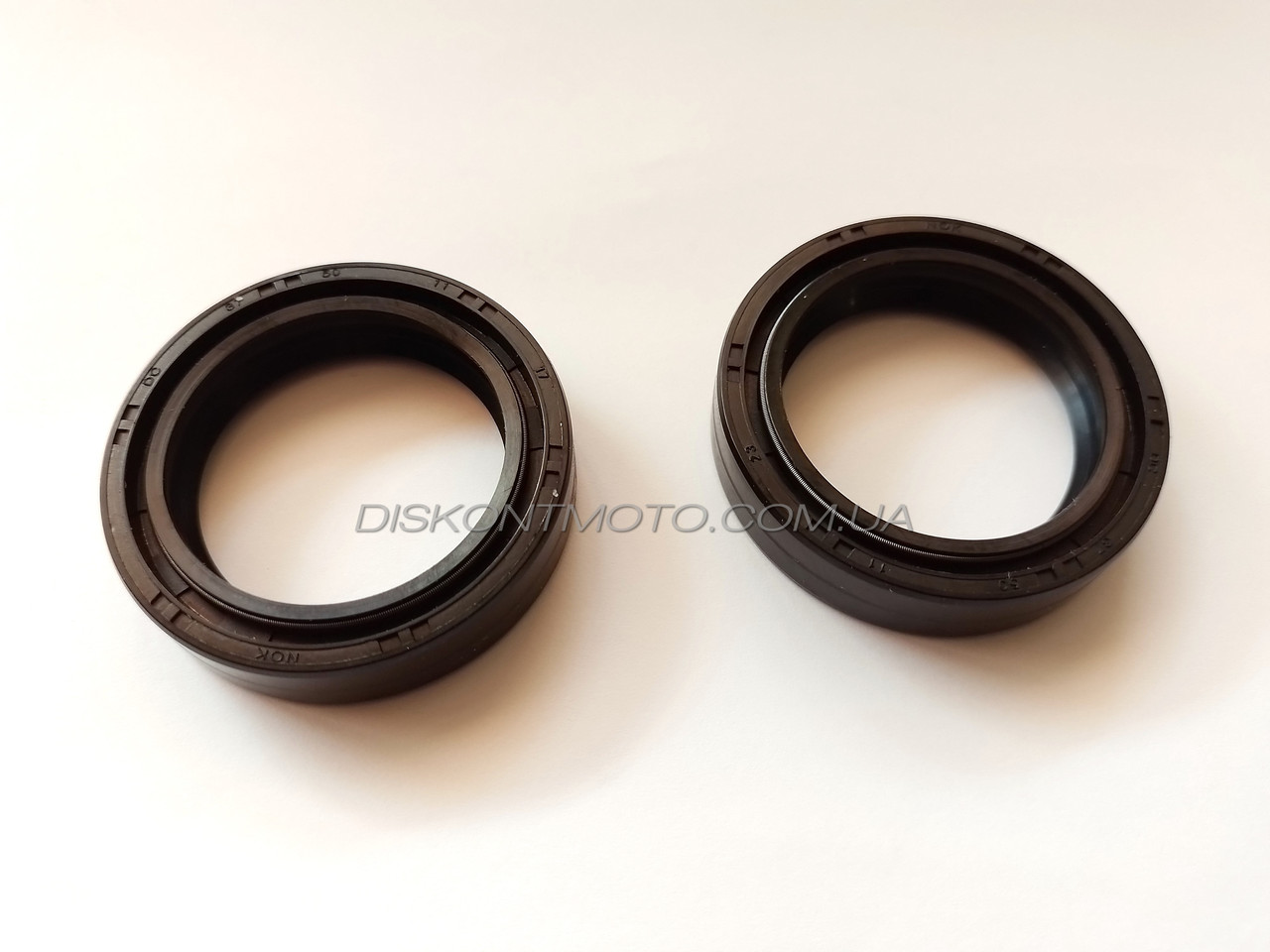 Сальники вилки 37*50*11 Zongshen Lifan 200 HONDA CB300F CB500 (пара) "NOK"