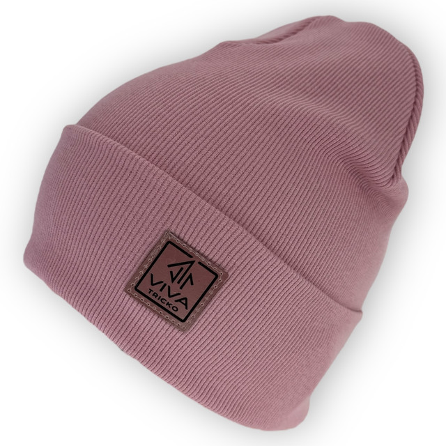 Весеняя шапка для девочки