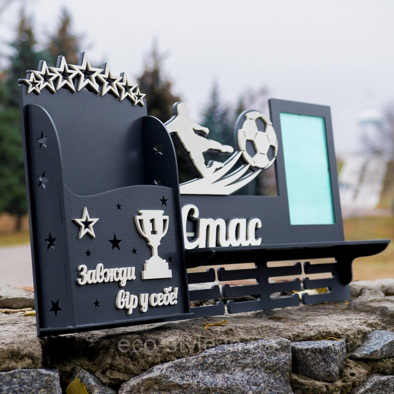 Тримач для медалей футбол. Медальниця футболісту. Поличка для футболіста. Медальниця з футболу, фото 1