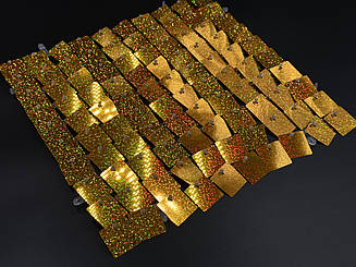 Квадратні паєтки голограма золотого кольору 100 шт 30х30см