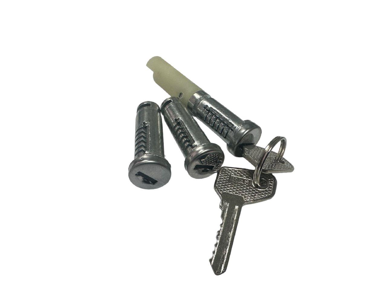 Личинки дверні та багажника ВАЗ 2105 у зборі FLAGMUS