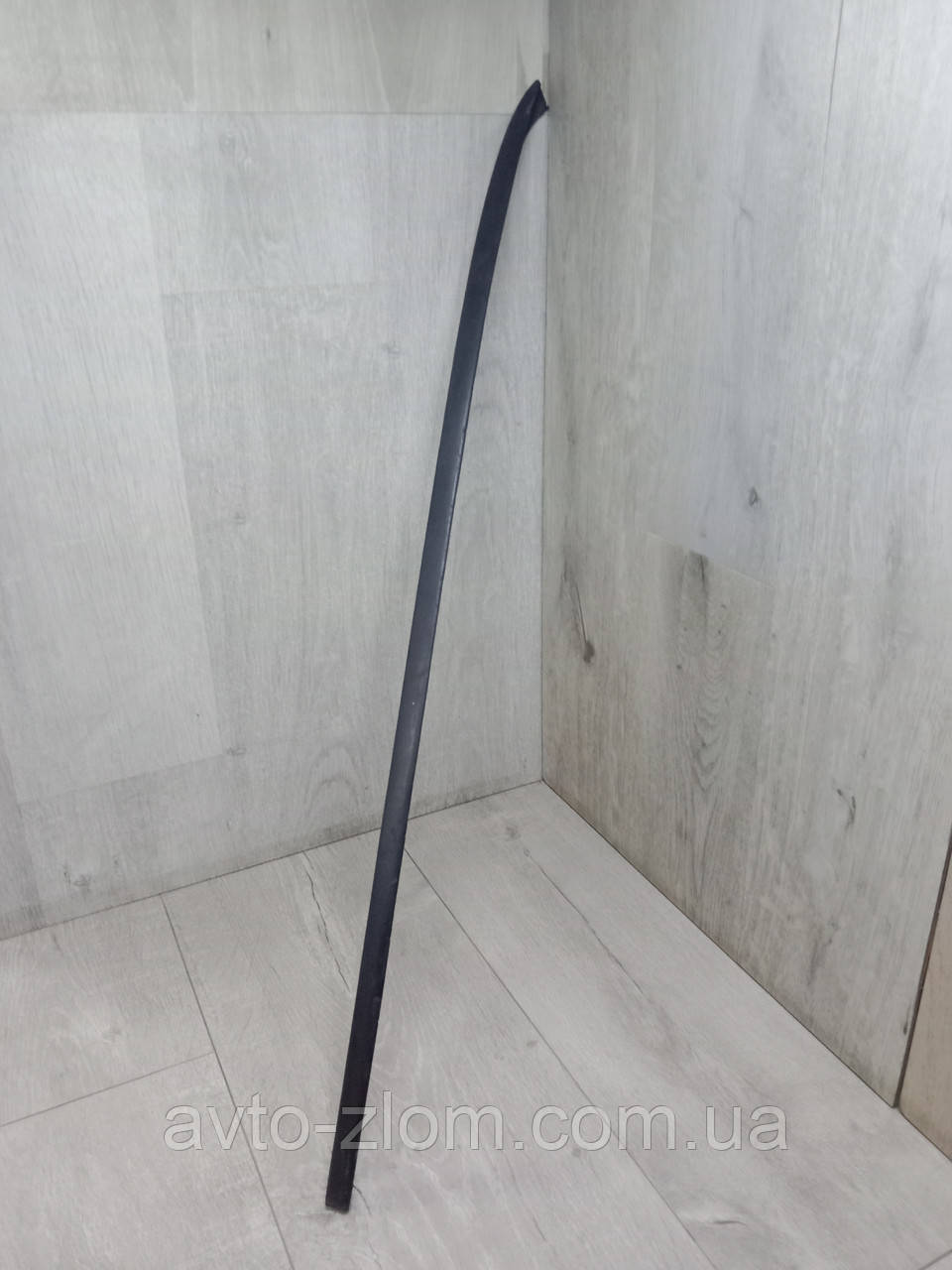 Молдинг лобового скла Volkswagen Passat B6 Пасат Б6. Лівий. 3C0854327B., фото 1