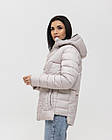 Жіноча стьобана куртка молочна до -5°С з капюшоном з утеплювачем весняна осіння, фото 2