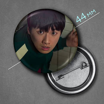 "Мінсу / Гравець 125 (Гра в кальмара 2 / Squid Game 2)" значок круглий на булавці Ø44 мм