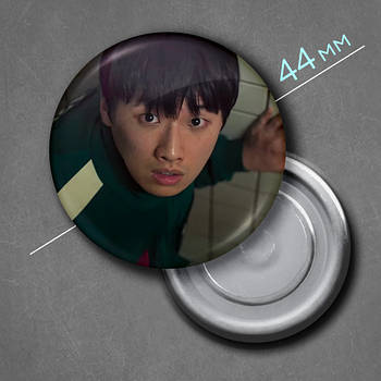 "Мінсу / Гравець 125 (Гра в кальмара 2 / Squid Game 2)" магніт круглий Ø44 мм