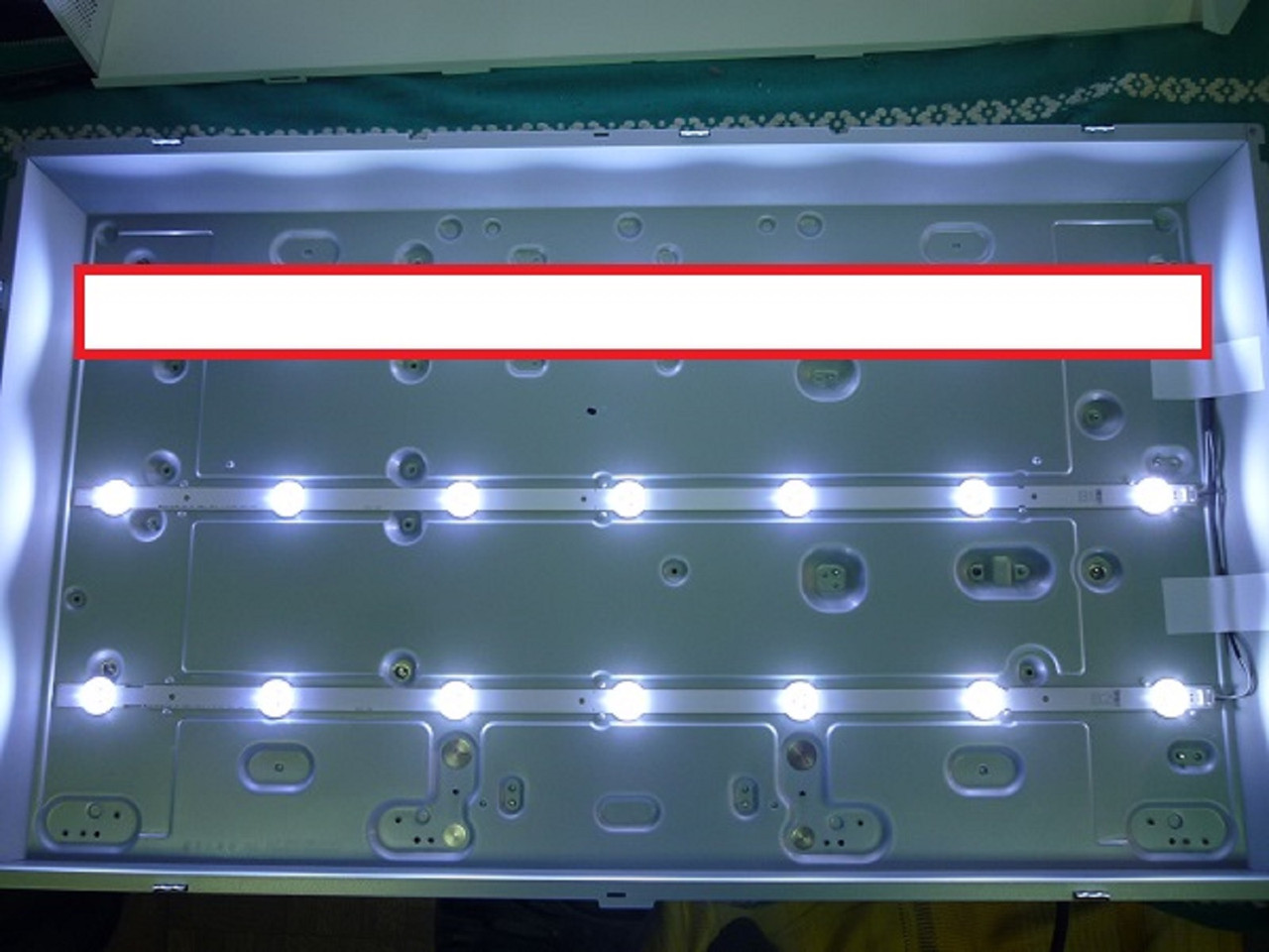 Світлодіодні LED-лінійки 32" ROW2.1 Rev1.0 2 B1_B2-Type =(Б/У)= для LED-телевізора LG 32LA615V-ZE.