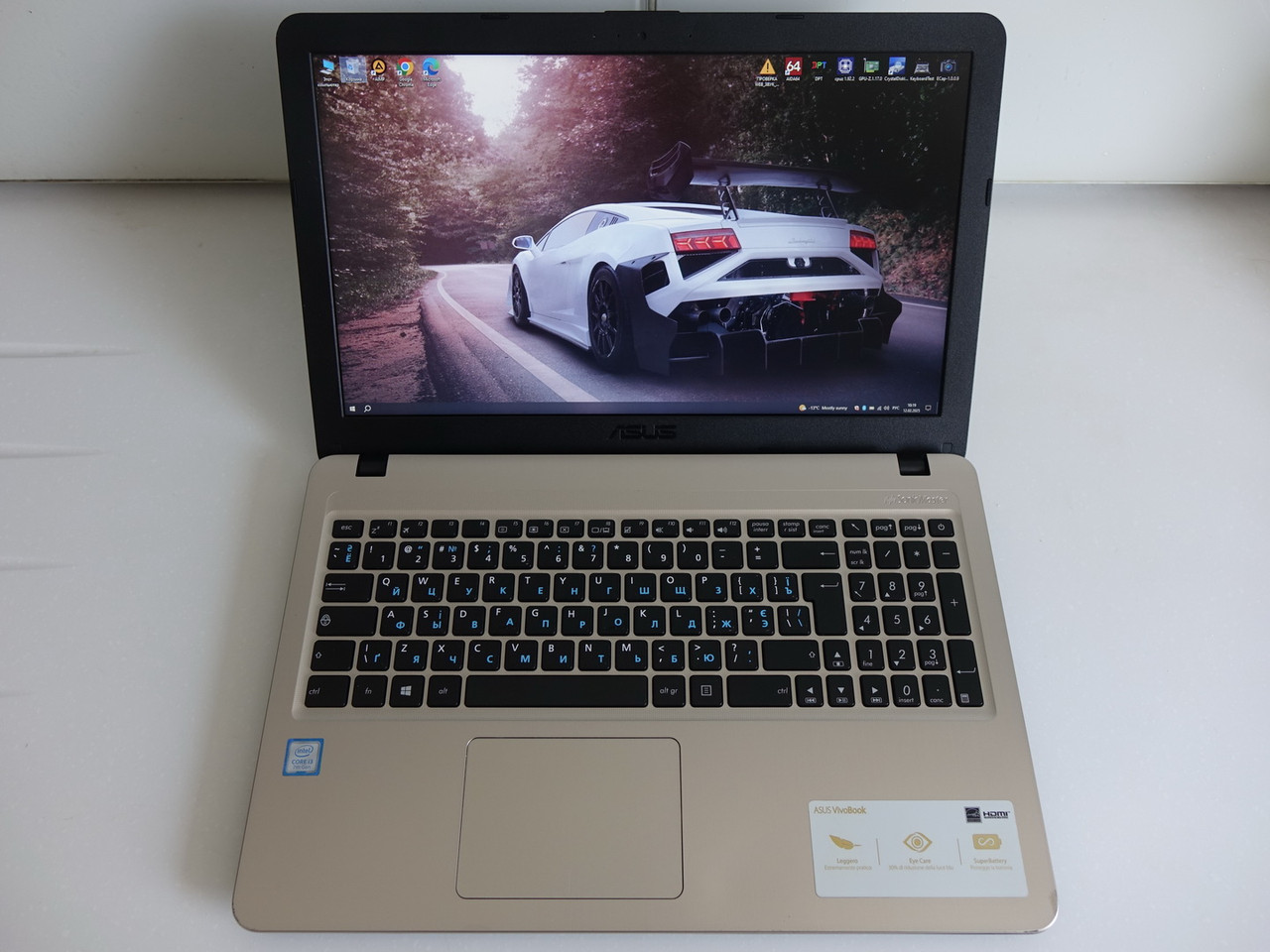 Ноутбук Asus X540U 15.6 FHD, i3-70201U, 4GB, 500GB, Intel HD 620, Win10