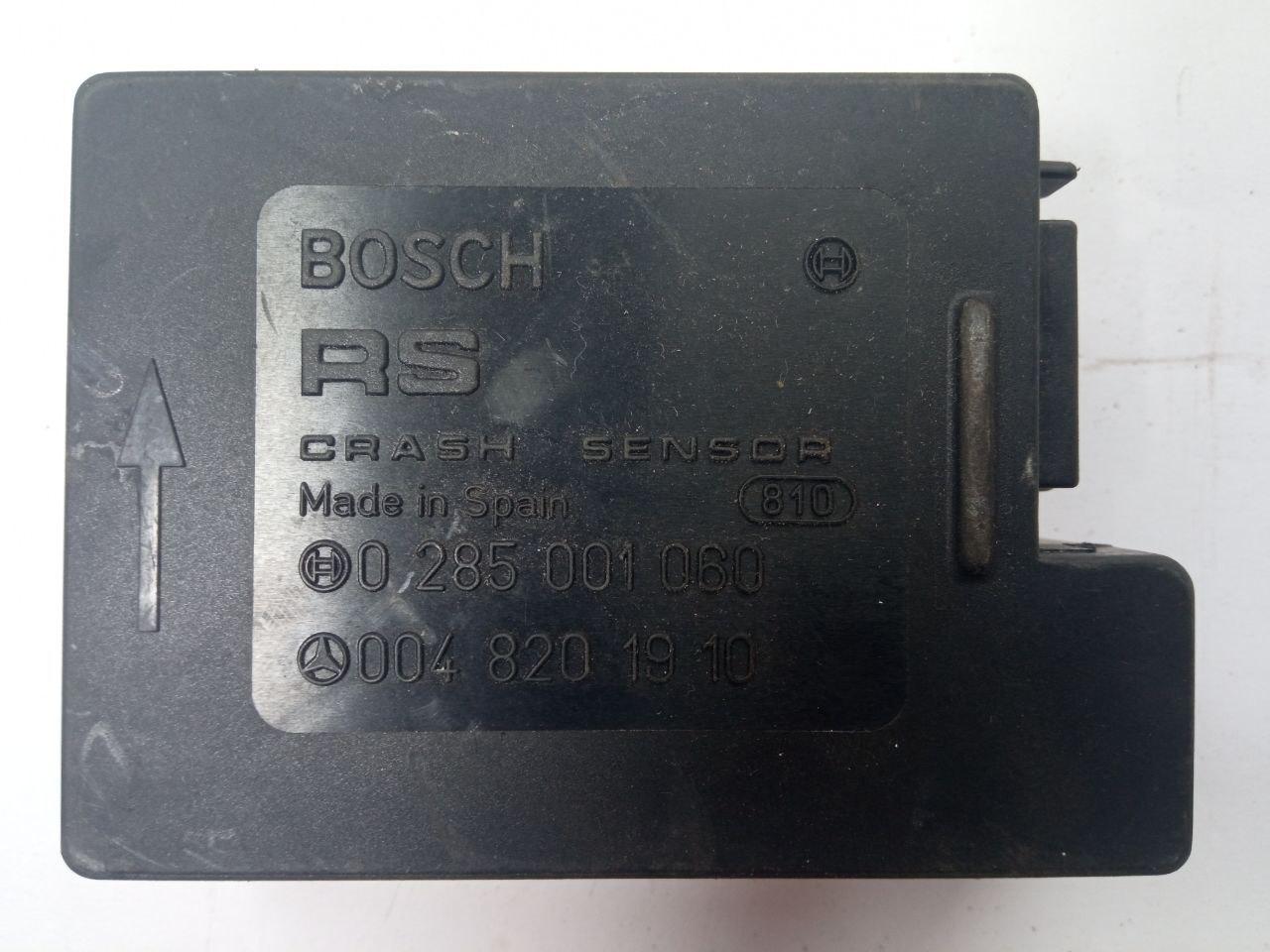Електронний блок керування Bosch 0 285 001 060 / Mercedes 004 820 1910 MB W124 DIS